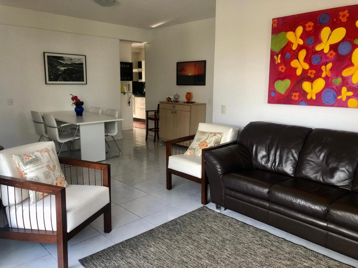 Holiday home Ap Riviera Uma Quadra Da *